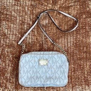 Pink and White Michael Kors Crossbody! 👛